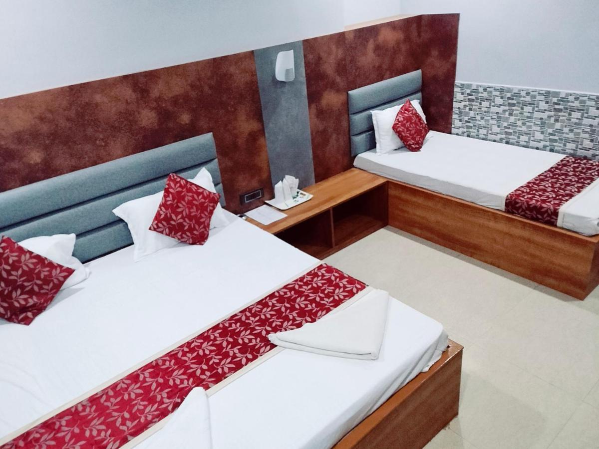 Hotel City Park Guwahati Buitenkant foto