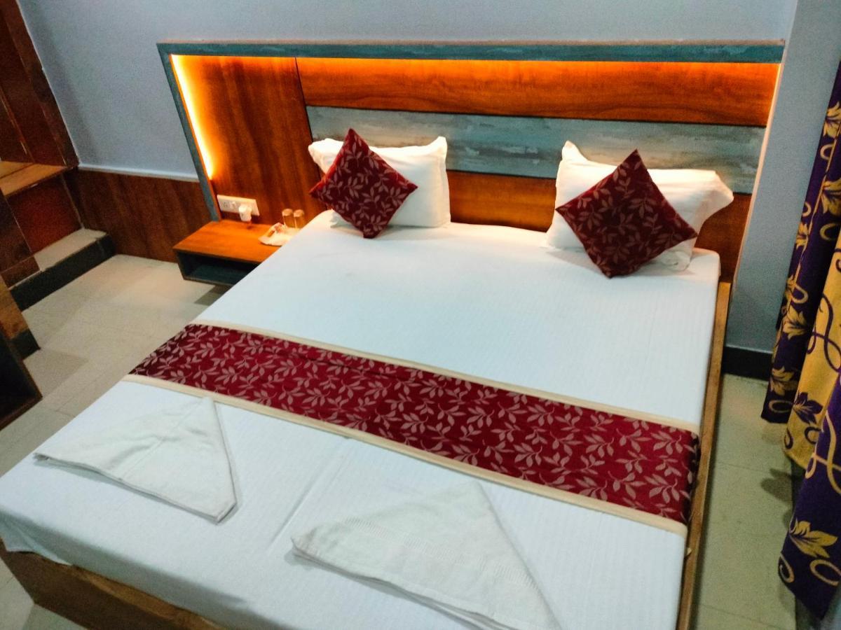 Hotel City Park Guwahati Buitenkant foto